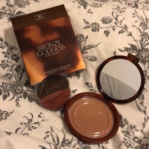 Estée Lauder “Bronze Goddess” Bronzer
